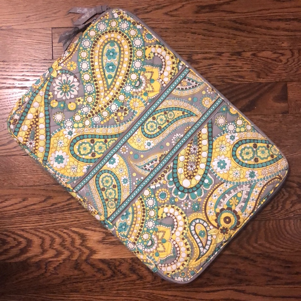 VERA Bradley computer case